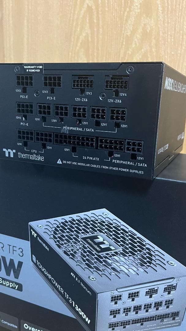 TOUGHPOWER TF3 1300W TITANIUM（開封済み）