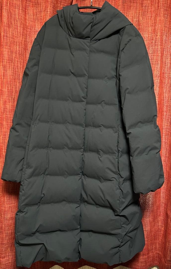 ユニクロ シームレス ダウン ロング コート 黒 XXL 3L