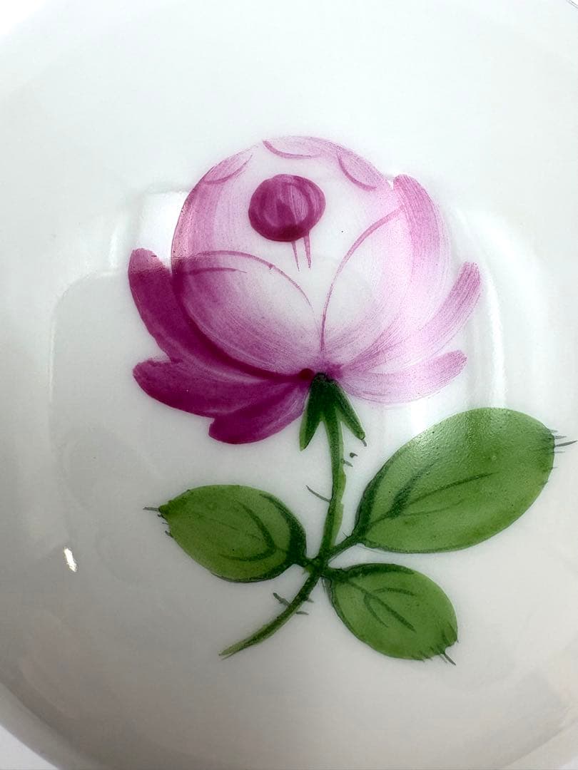 アウガルテン ウインナーローズ ボンボニエール 手描き薔薇　小物入れ