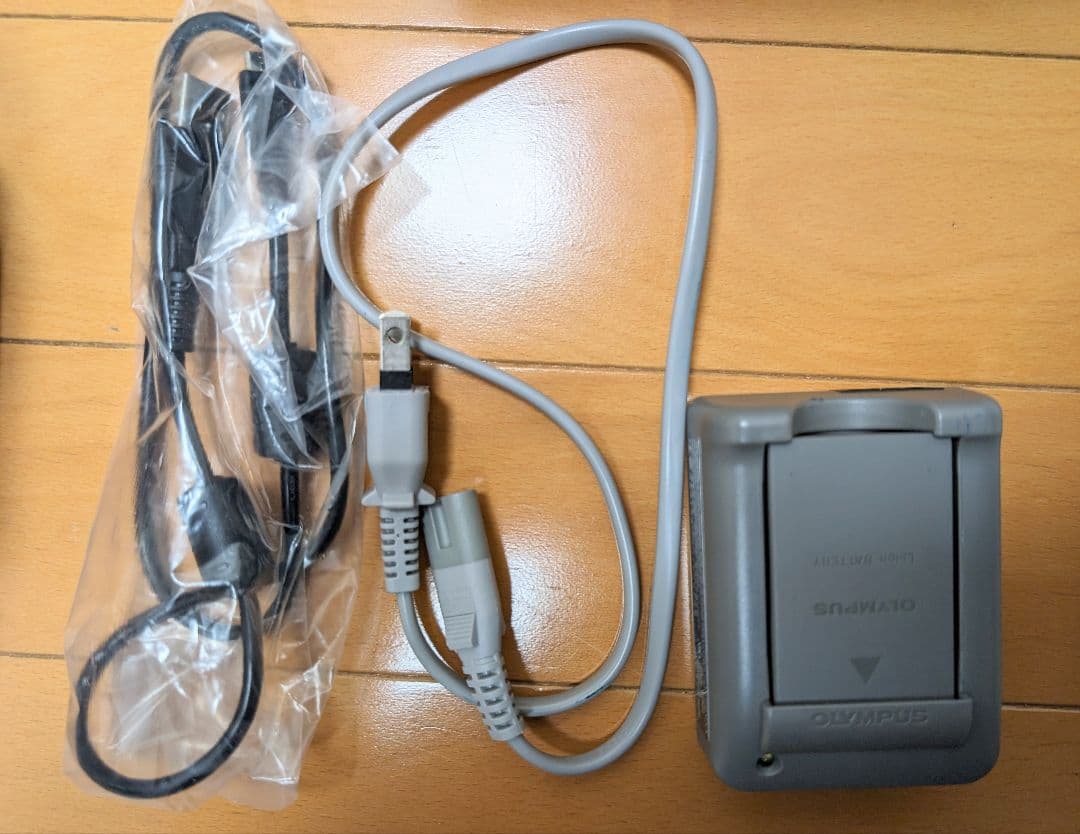 【美品・箱付き】OLYMPUS PEN E-PL10 ダブルズームキット