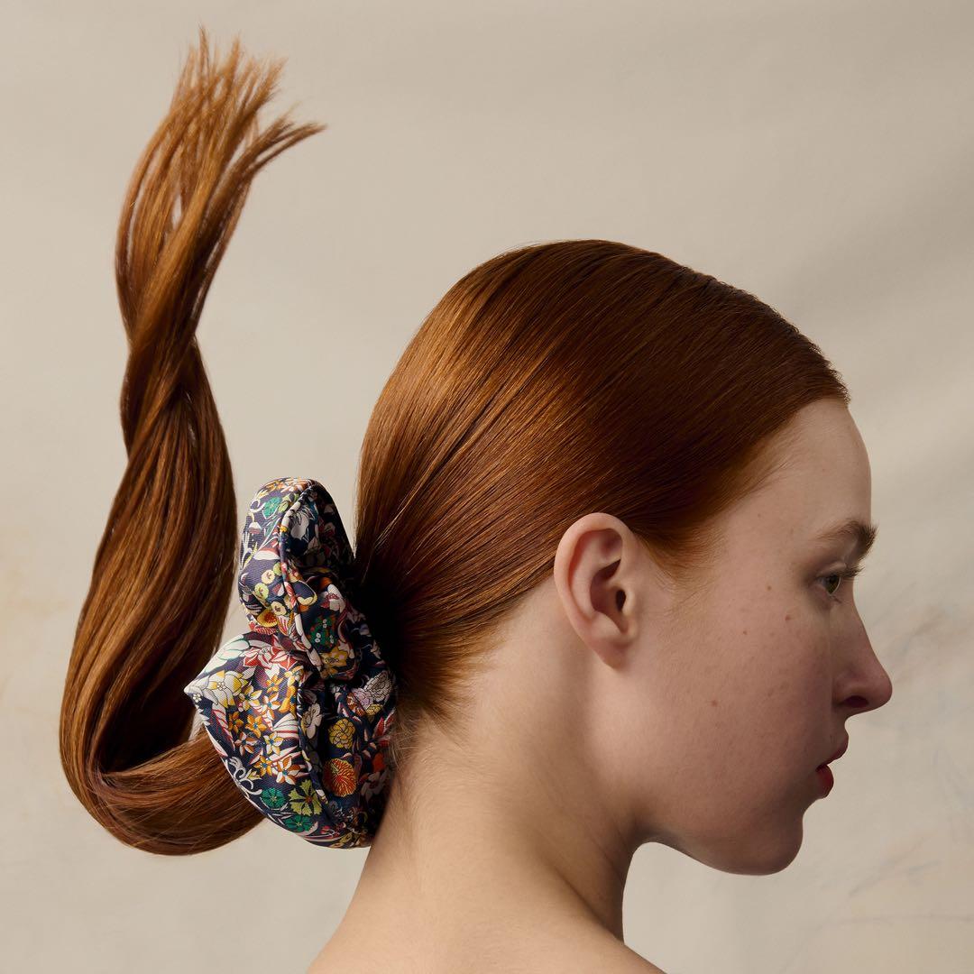 新品 エルメス シュシュ ヘアシュシュ 《 クラウディア 》 《 ブルーム 》