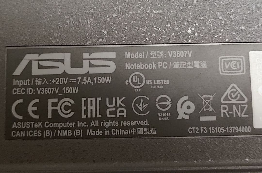 ASUS V3607V ノートPC 本体