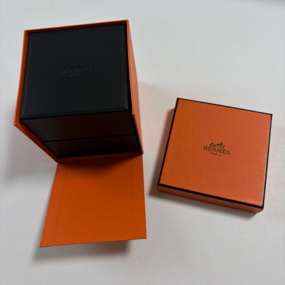 美品　エルメス シェーヌダンクル ブレスレットケース　空箱　レザー調