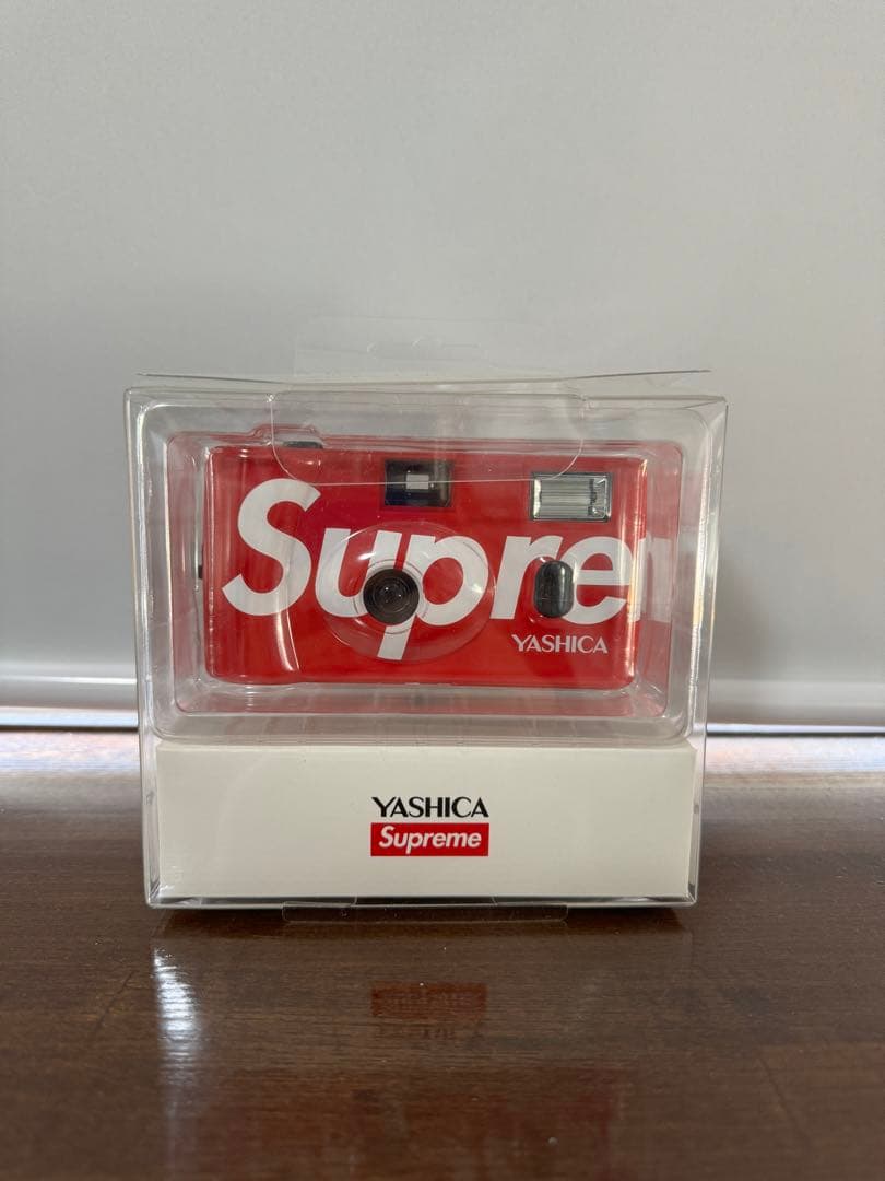 Supreme x YASHICA カメラ　camera 35mm Film