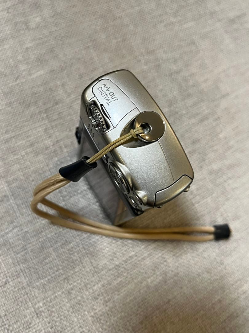 Canon IXY DIGITAL 810 IS コンパクトデジタルカメラ