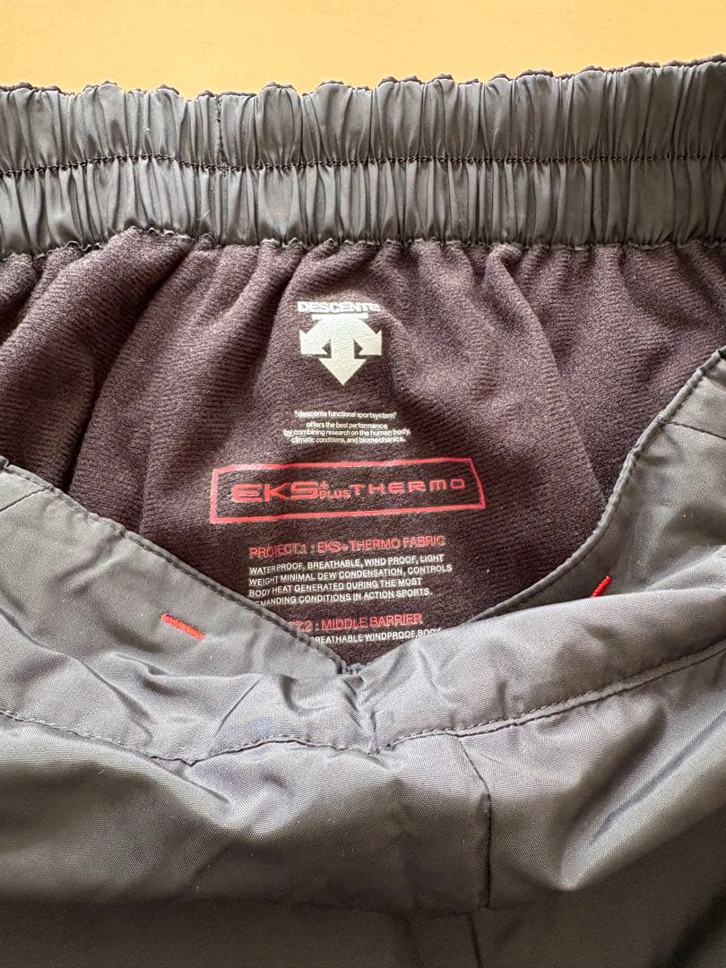 美品DESCENTE Move Sport ウインドブレーカー上下セットOサイズ