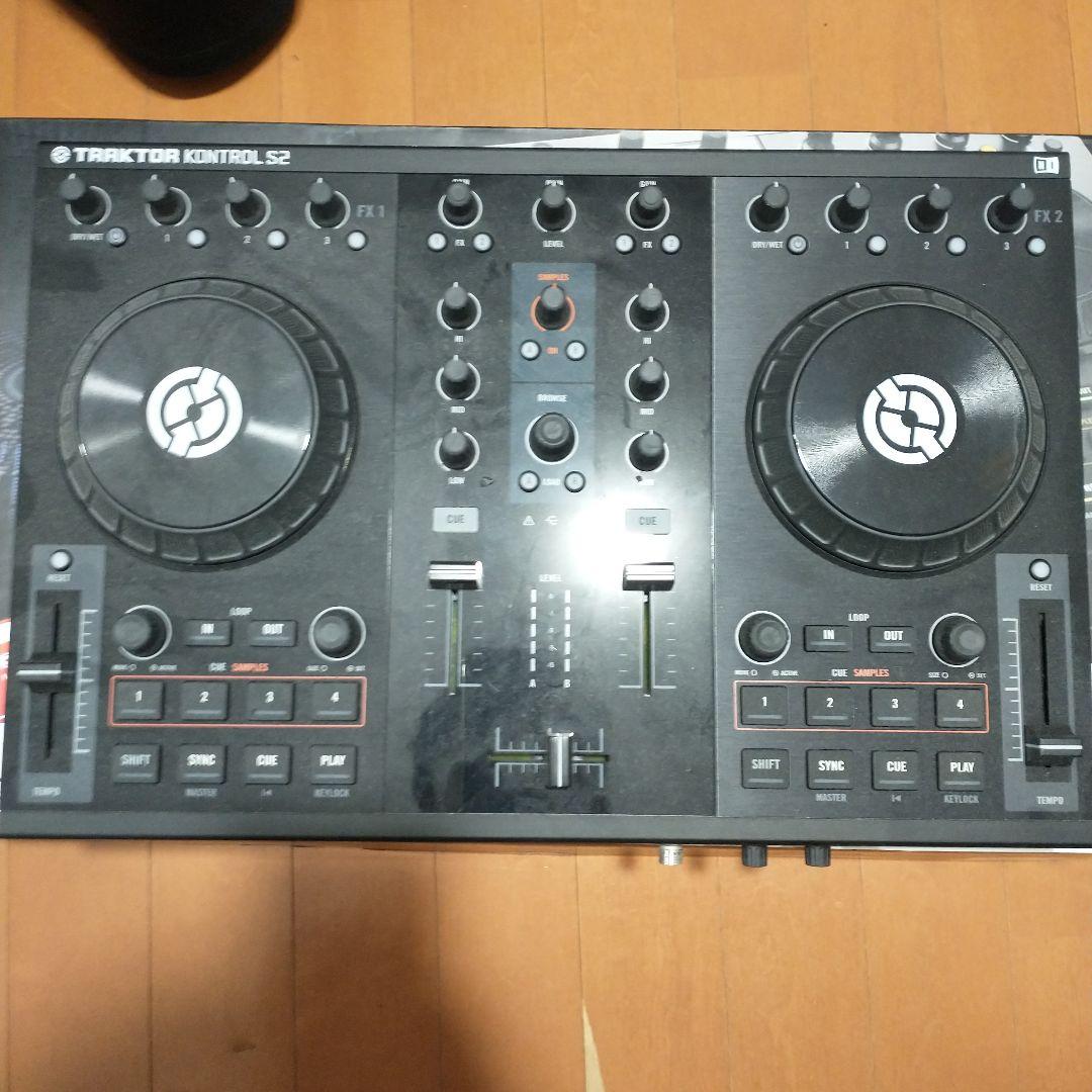 値下げ7000円OFF！TRAKTOR KONTROL S2 DJコントローラー