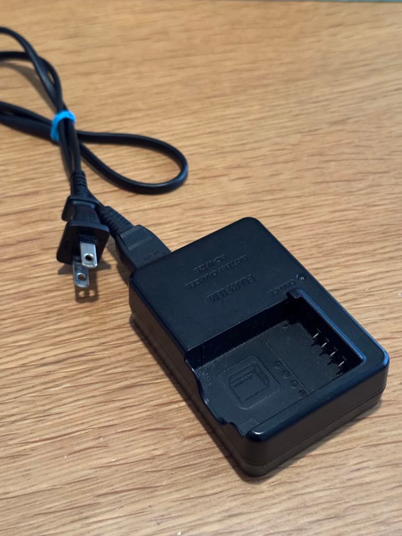 【送料込み】FUJIFILM X100F