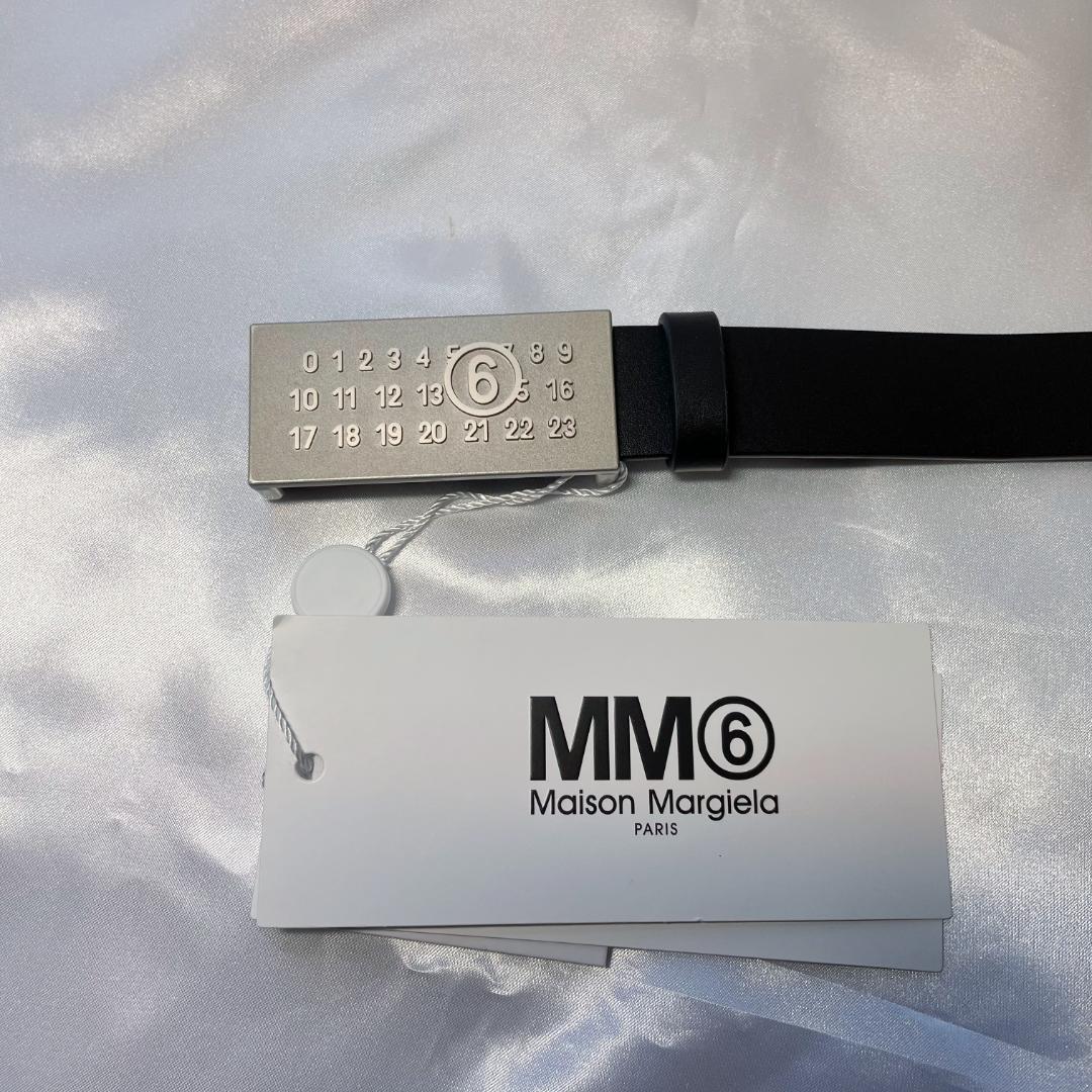 ☆MM6 Maison Margiela☆大人もOK！ロゴ入りベルト 黒