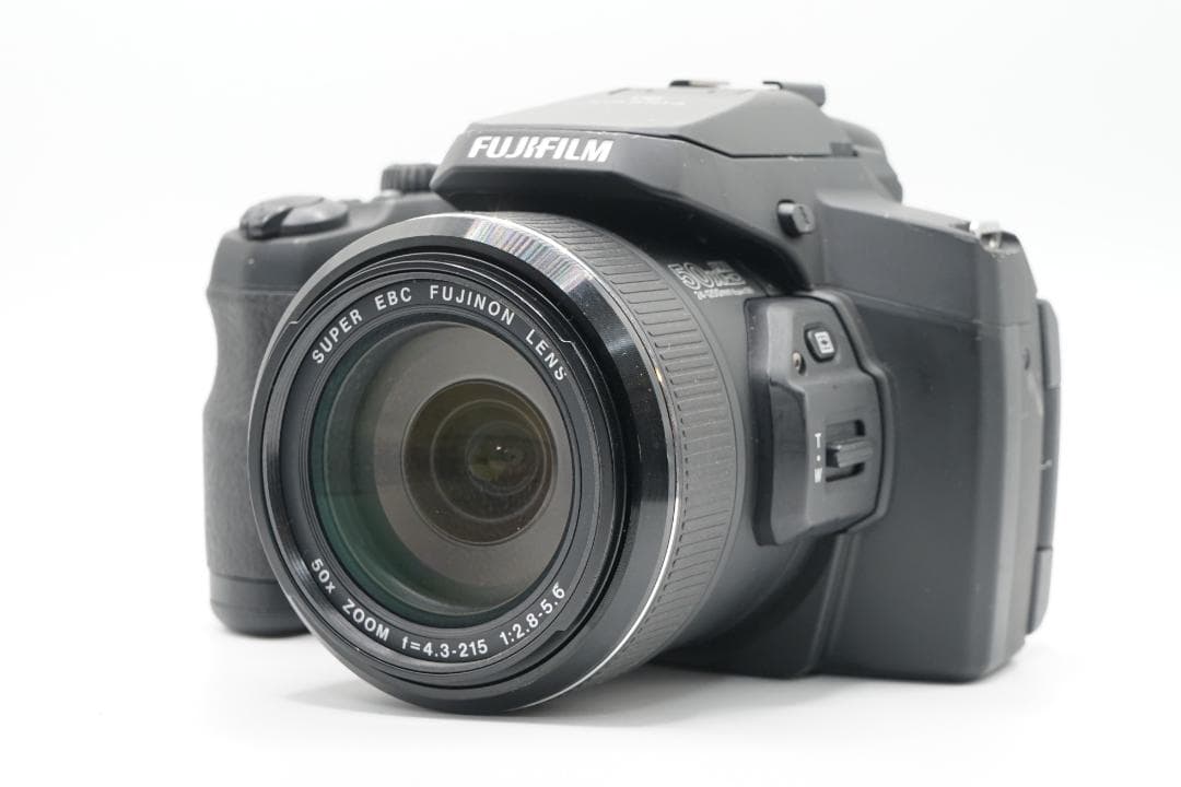 FUJIFILM FINEPIX S1　充電器バッテリー２個付き　実写画像あり