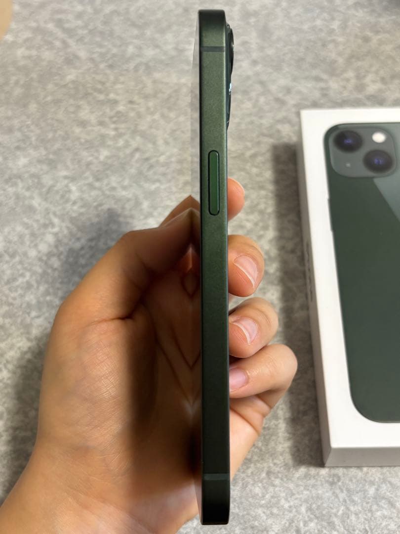 スマートフォン本体 iPhone13 128GB