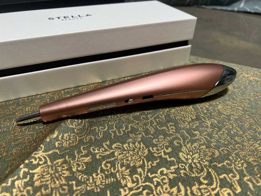 ステラボーテ ビューティフェイススティック 美顔器 ローズゴールド