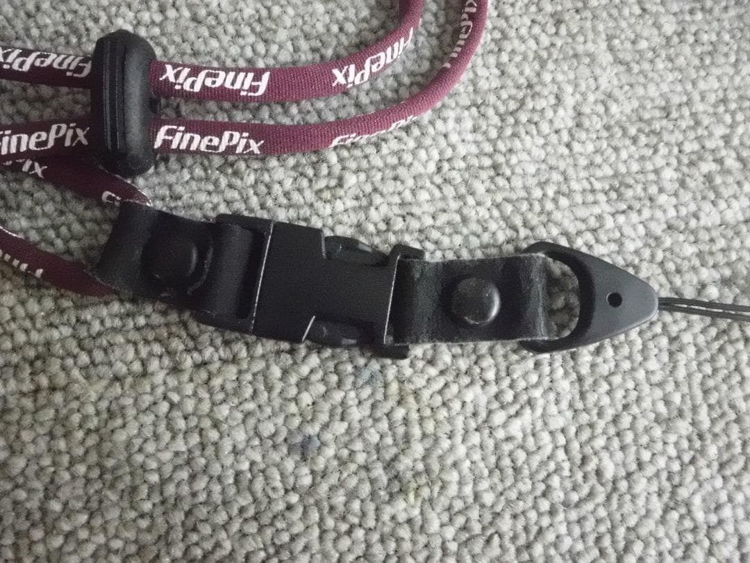 美品 Fujifilm デジタルカメラ FinePix F401 ファインピクス