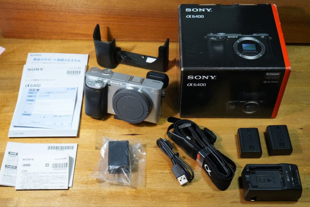 Mabu　SONY ILCE-6400(S) 純正チャージャー、電池x2