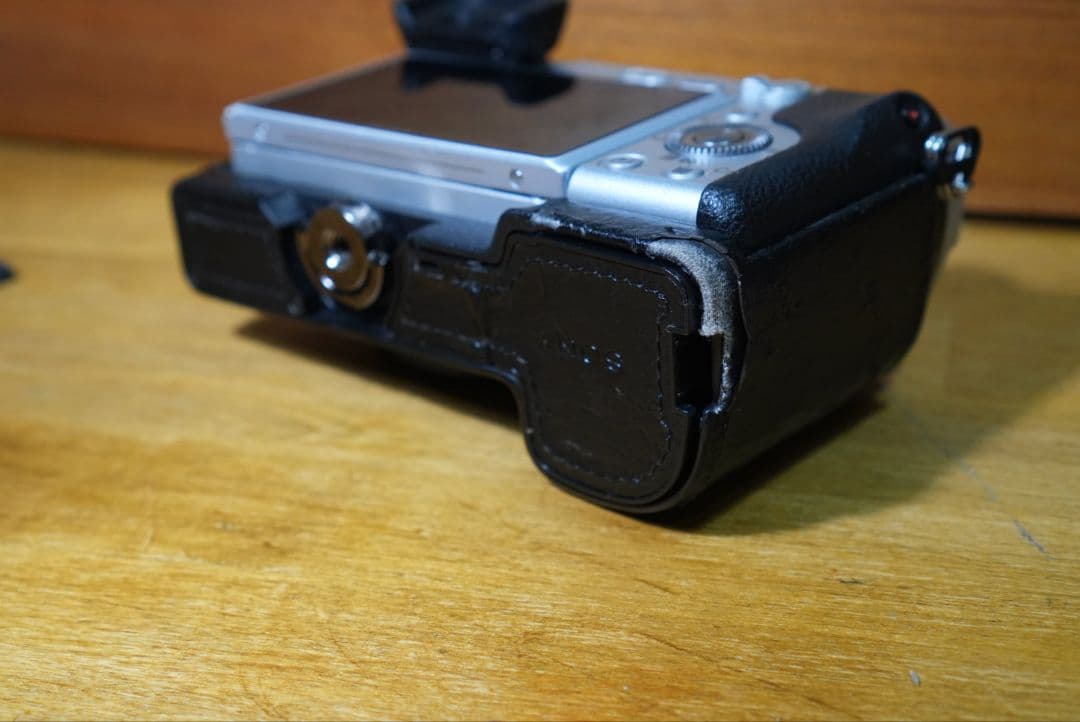 Mabu　SONY ILCE-6400(S) 純正チャージャー、電池x2