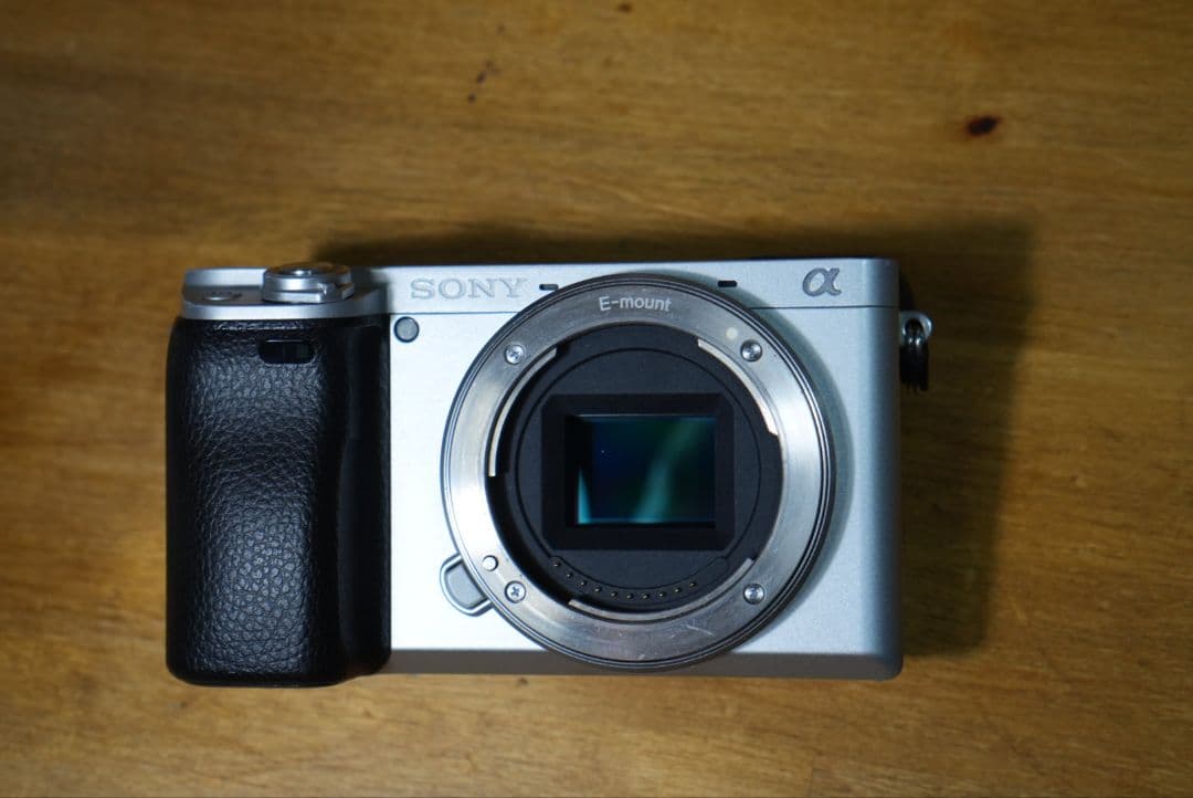 Mabu　SONY ILCE-6400(S) 純正チャージャー、電池x2