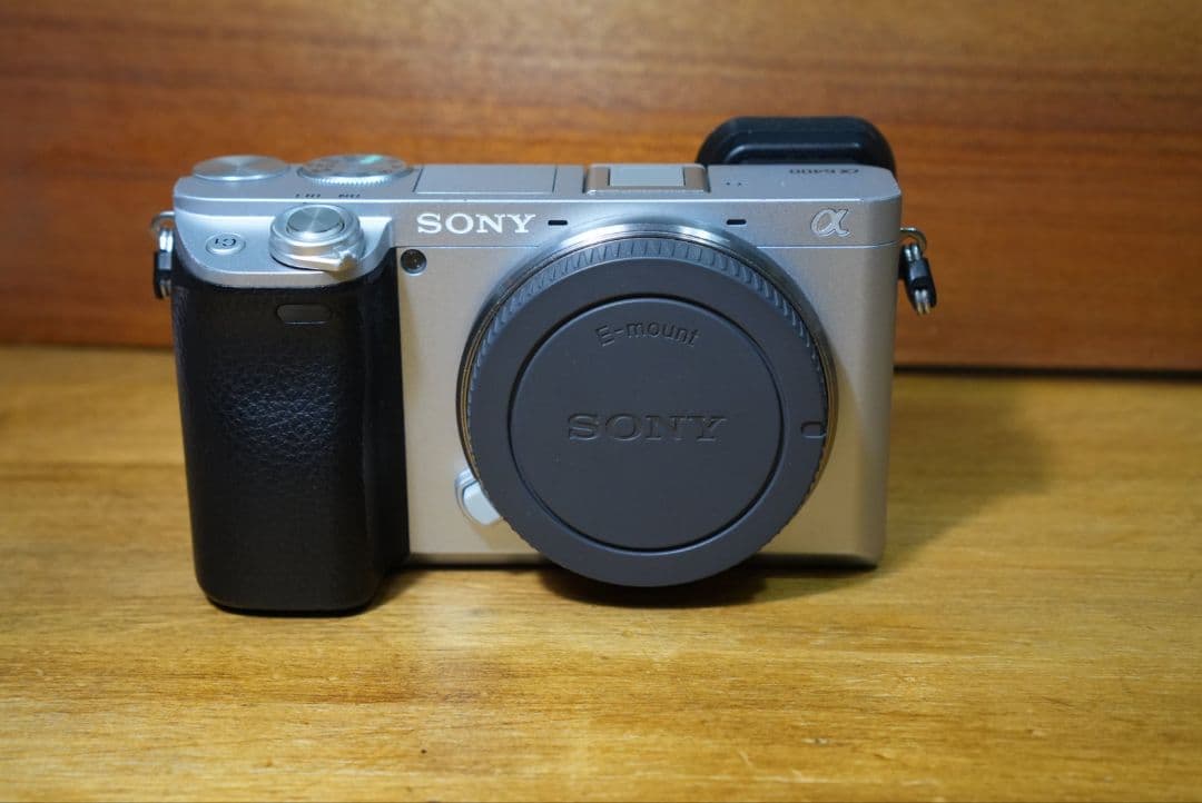 Mabu　SONY ILCE-6400(S) 純正チャージャー、電池x2