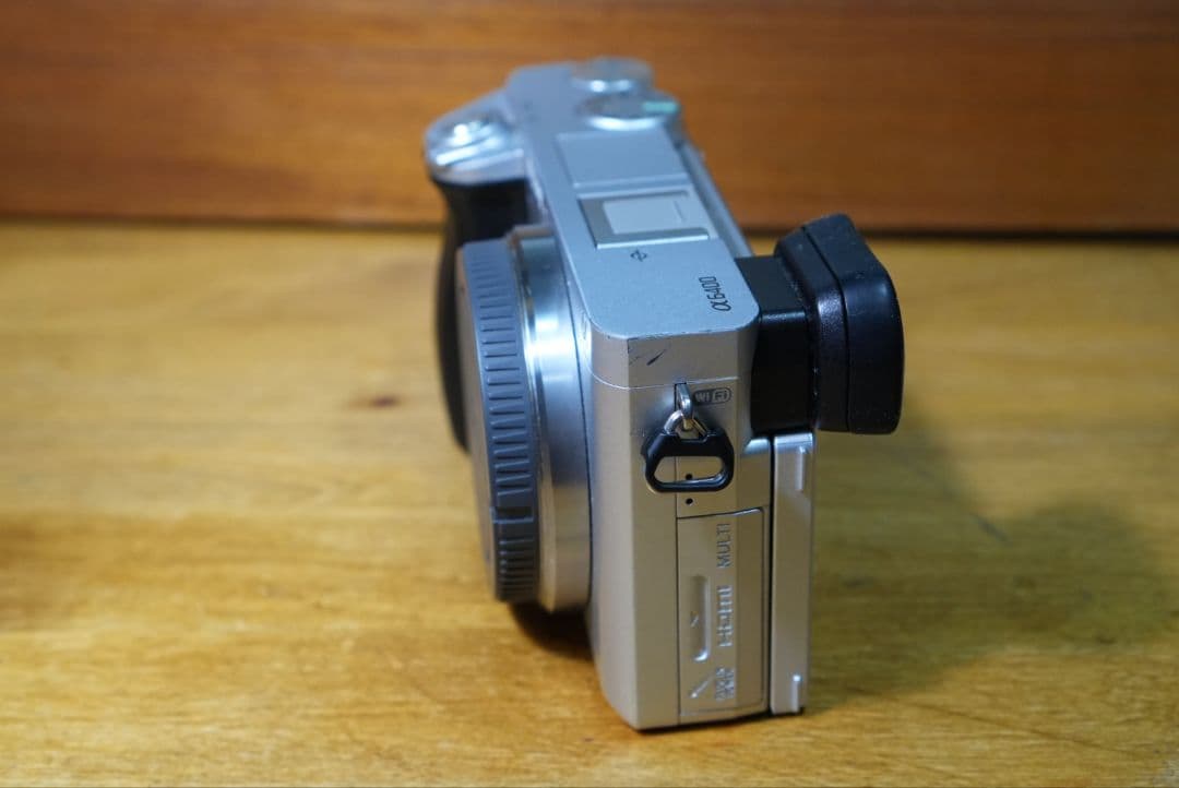 Mabu　SONY ILCE-6400(S) 純正チャージャー、電池x2