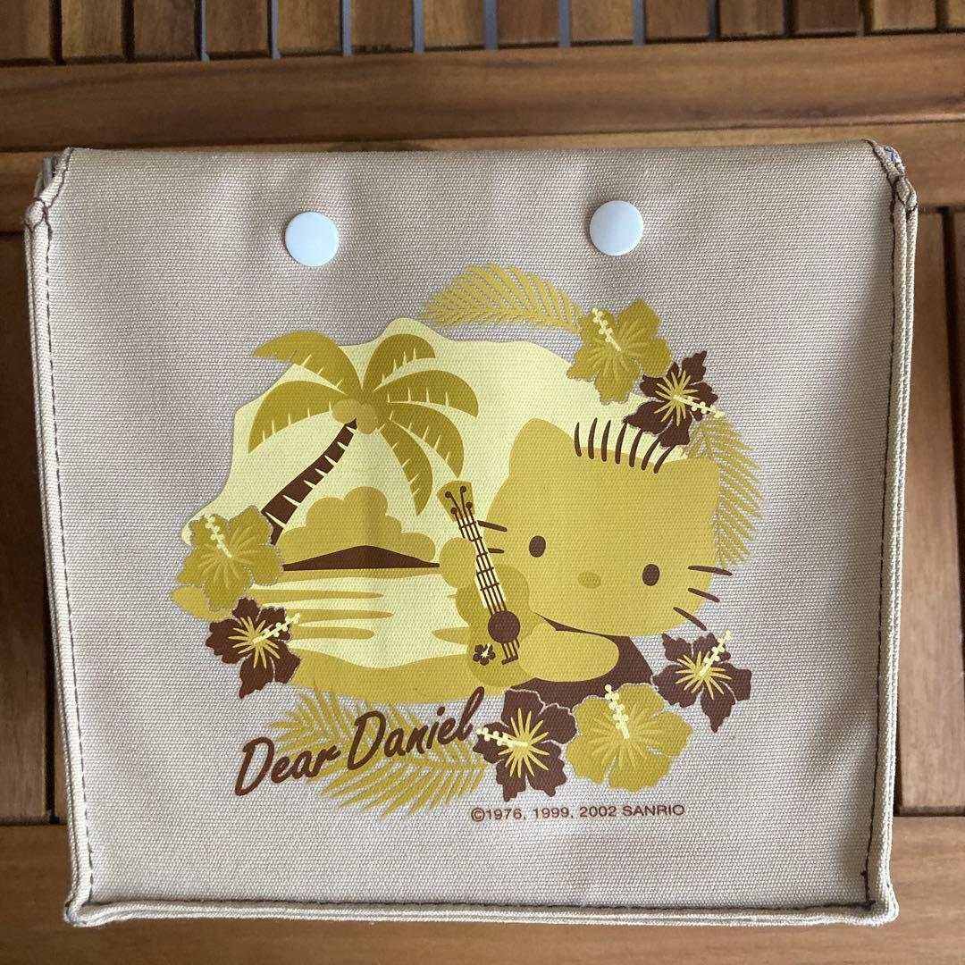 ハローキティ　収納用品　日焼けキティ