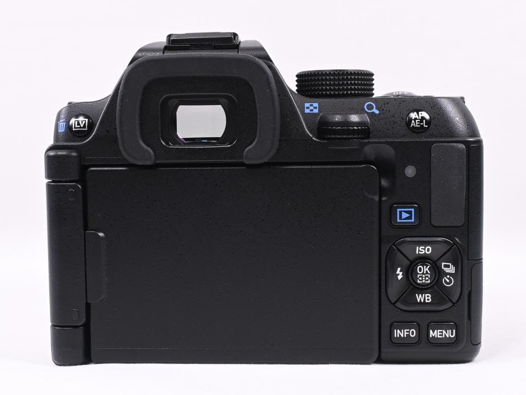 【超美品】 PENTAX K-70 レンズキット 《ショット数1846》