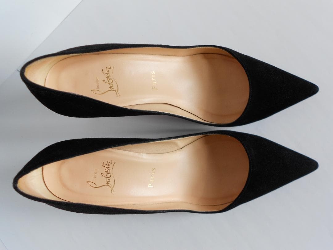 美品　クリスチャンルブタン　39　黒スエード　ミドルヒール