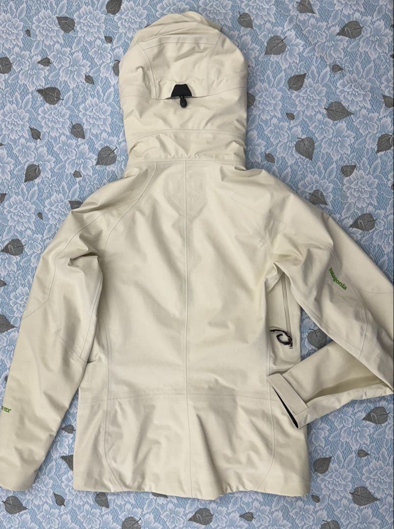 【マサ】patagonia スキー /スノーボードウェア 女性用 M