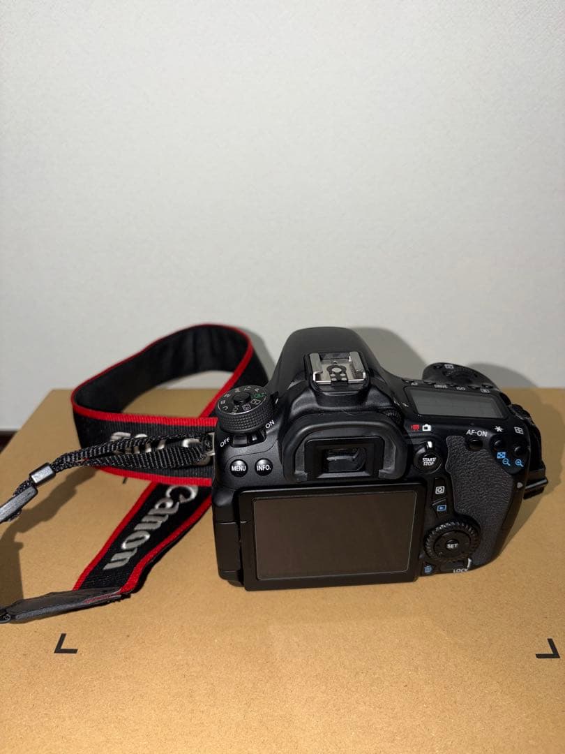 ひ*り様 Canon EOS 70D 箱付　フルセット