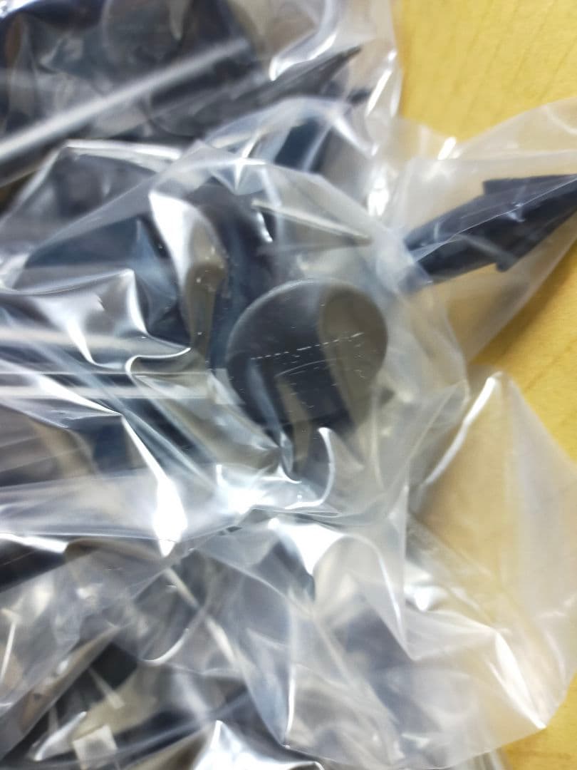 防草シート　プラピン　498本