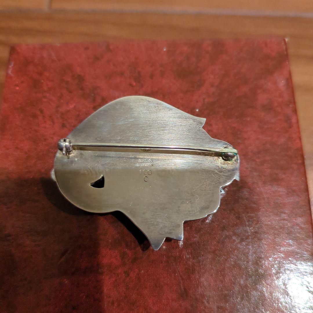   シルバーブローチ 花デザイン