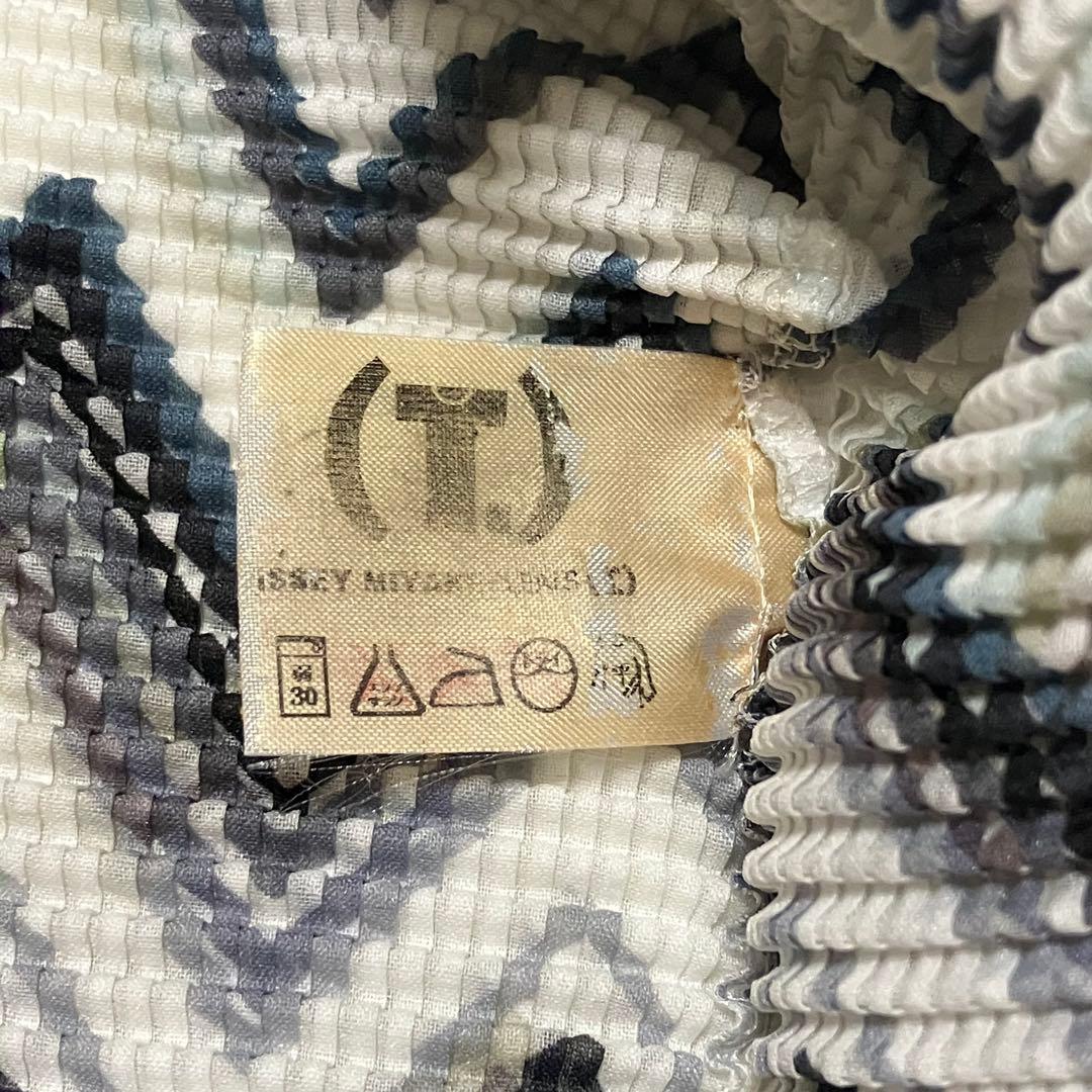 美品　イッセイミヤケ　キャミソール　プリーツ　M