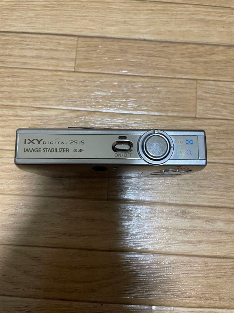 Canon IXY デジタル25IS カメラ