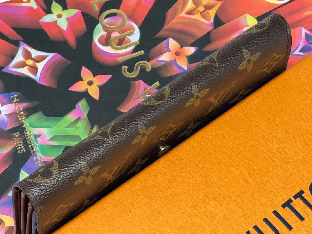 良品！LOUIS VUITTONルイヴィトン　カード入れ付き二つ折り長財布