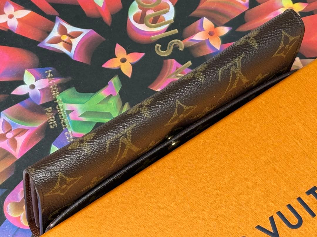 良品！LOUIS VUITTONルイヴィトン　カード入れ付き二つ折り長財布