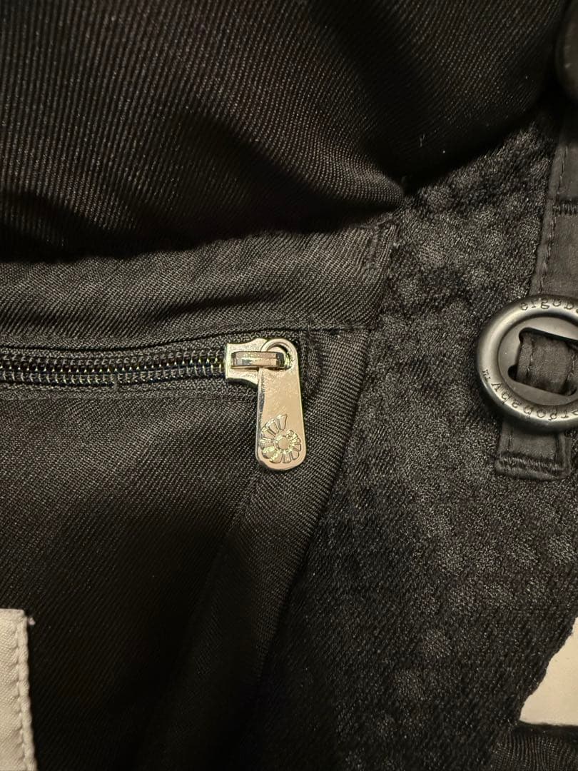 美品！エルゴ 抱っこ紐 オムニブリーズ　オニキスブラック