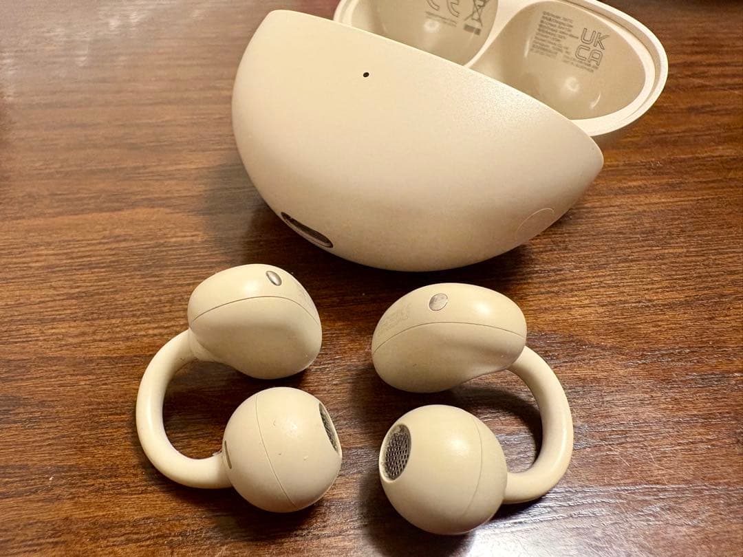 マ*ル様 HUAWEI FreeClip ベージュ