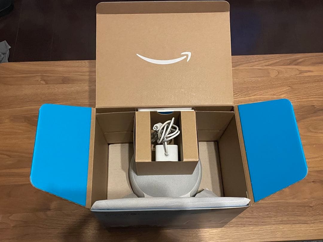 Amazon Echo Show 10 第3世代　スマートディスプレイ