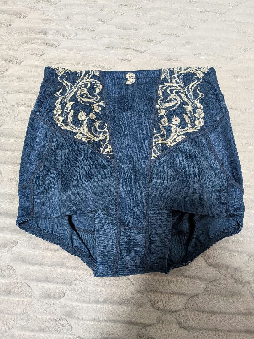 彩*夏様 マルコ 補正下着 リベルディーニュ ショートガードル　M 64