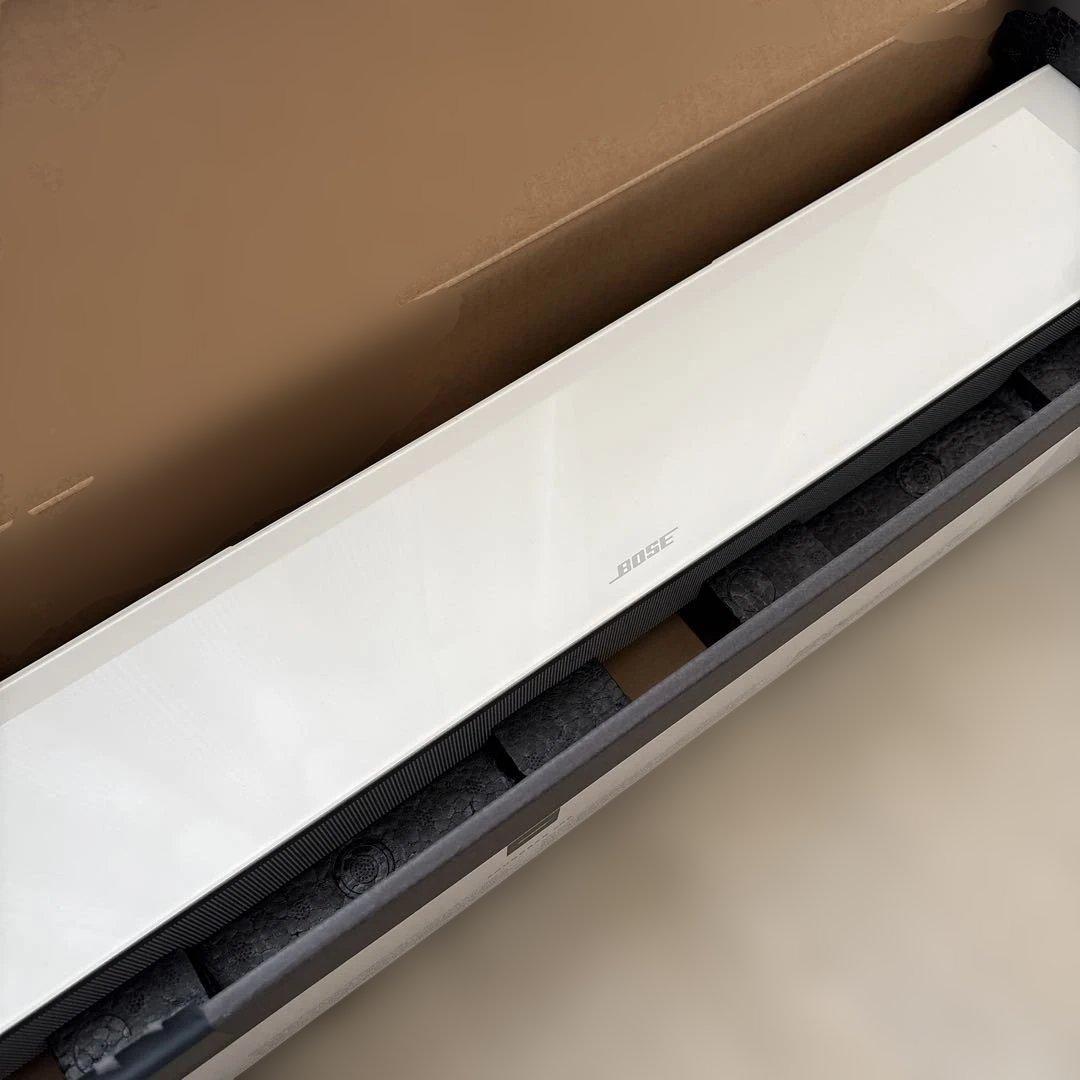 【本体美品】BOSE SOUNDBAR 700 サウンドバー スピーカー 白