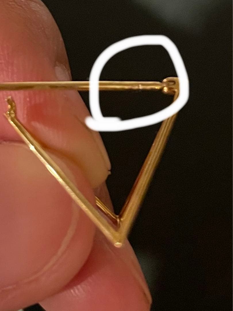 shihara triangle pierce 18k 箱　巾着付