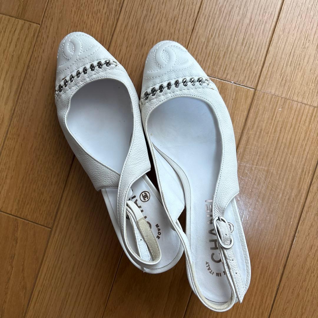 CHANEL ホワイト ビジュー スリングバックサンダル