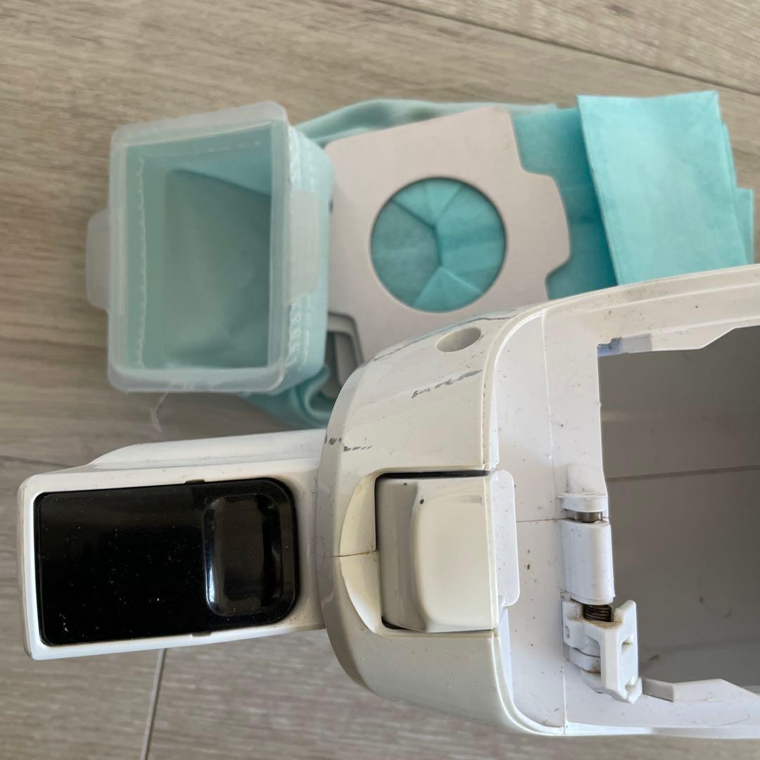 マキタCL282FD スティッククリーナー 本体　充電器ゴミパックスキマノズル