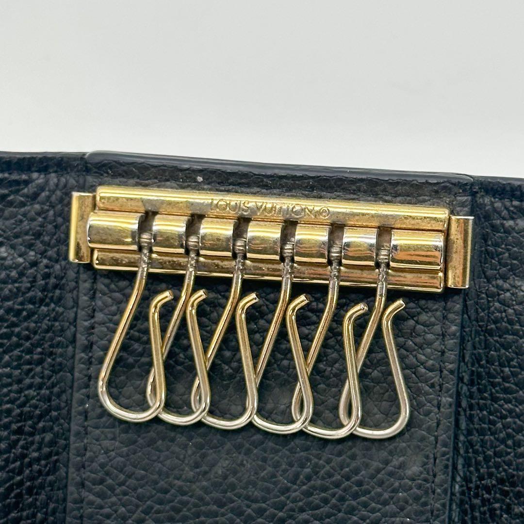 ルイヴィトン ミュルティクレ 6 アンプラント コンパクト キーケース ブラック