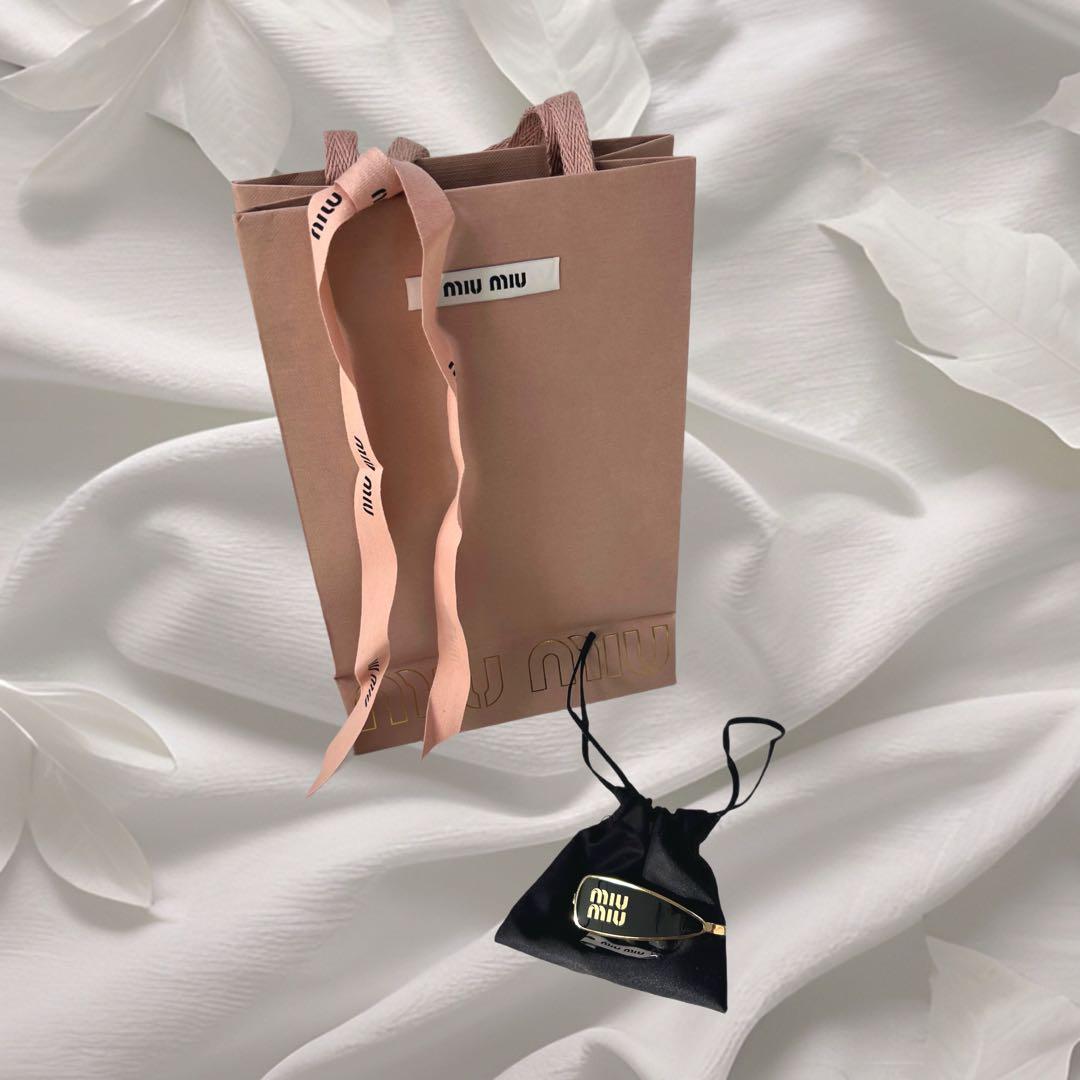 ぴのきお様 MIU MIU ミュウミュウ エナメル メタル ヘア クリップ