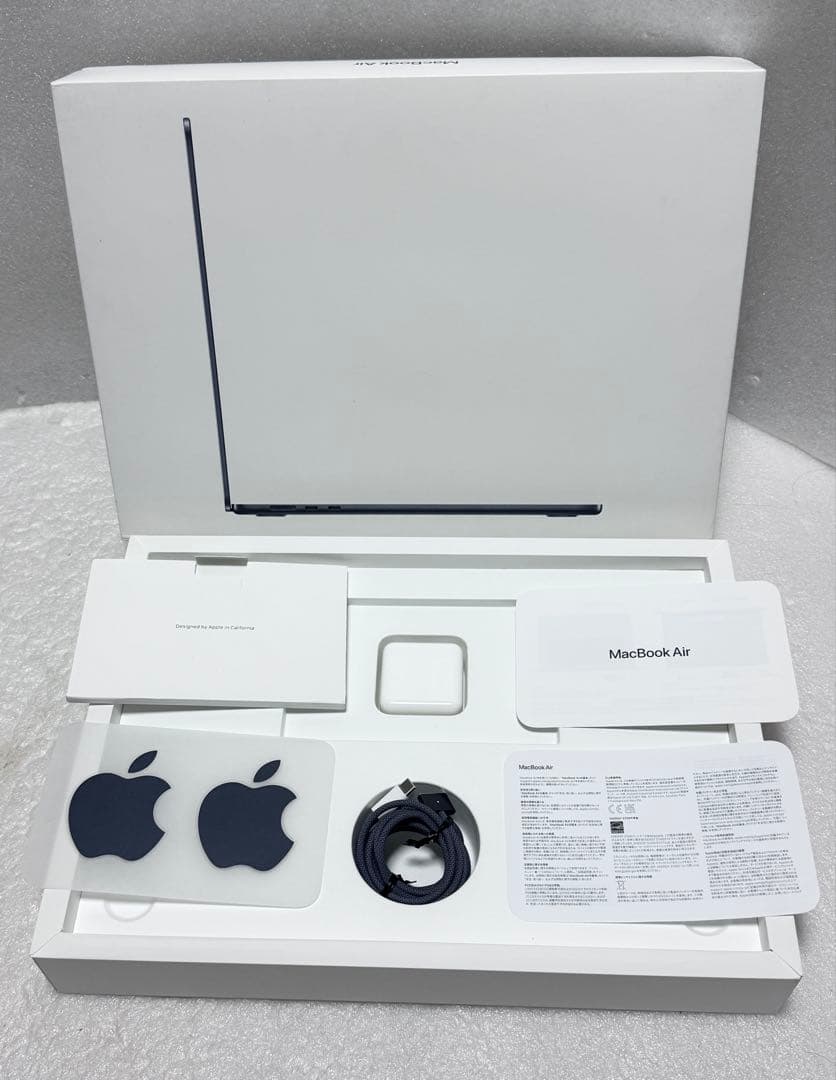 未使用に近い　バッテリー100%　MacBook Air M3 15 512GB