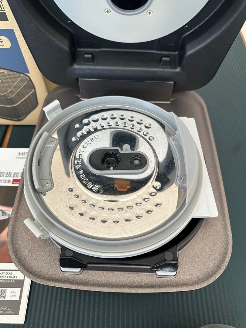 日立IHジャー炊飯器 RZ-W100EM(内釜なし)