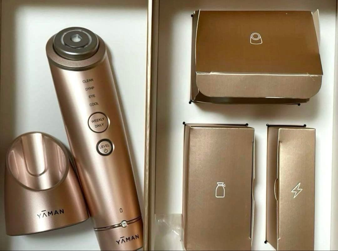 【最終価格】YA-MAN フォトプラスシャイニー 美顔器 Beauty Box