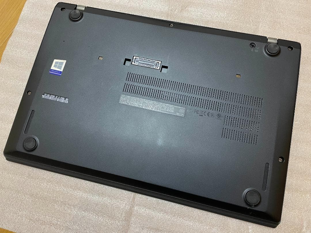 ThinkPad T470s i5・4GB・256GB SSD・win10pro