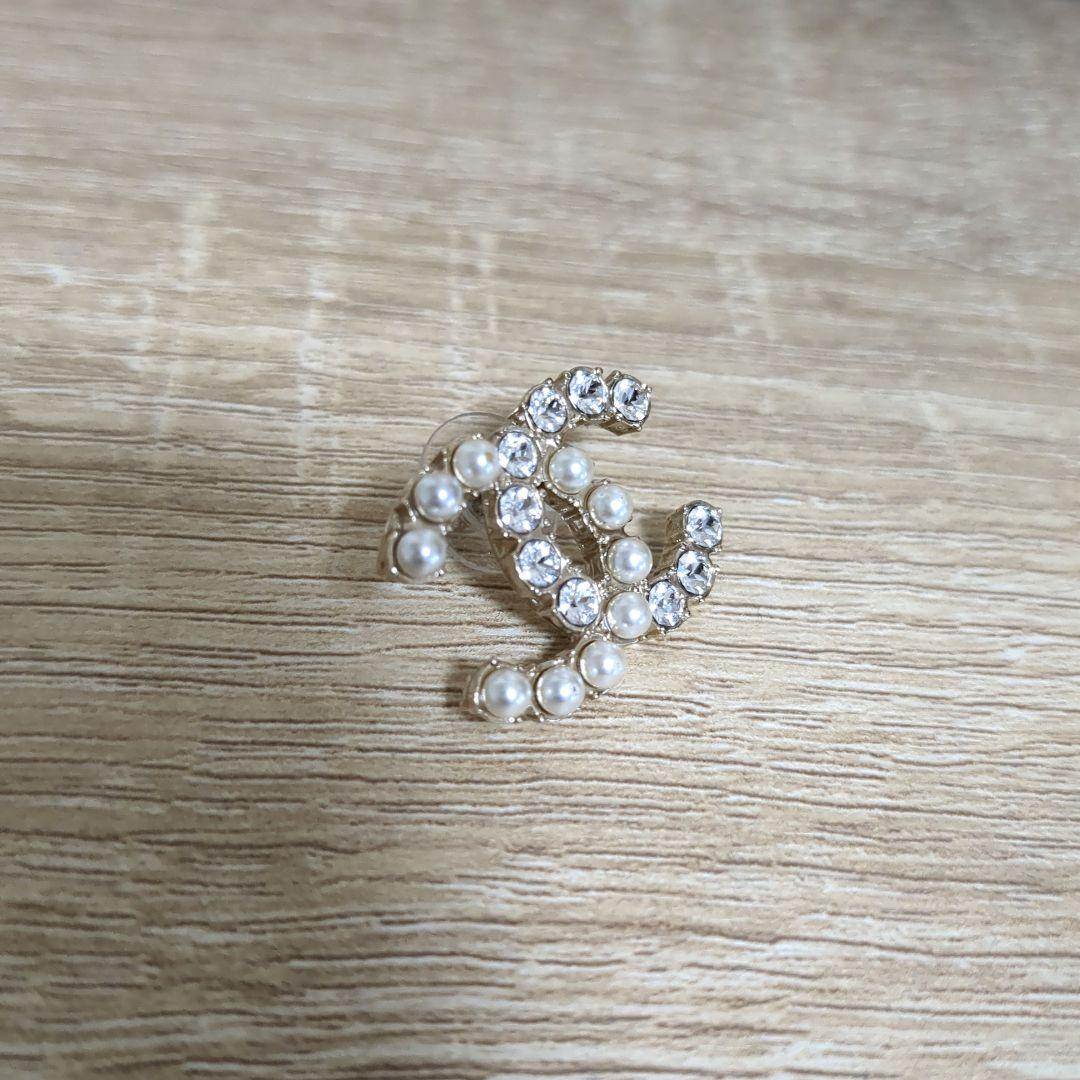 【美品】シャネル CCロゴ パール ピアス片耳
