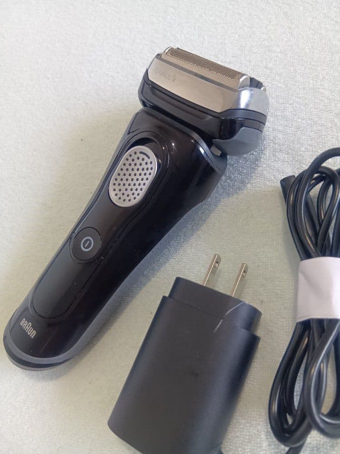 ブラウン最高峰Series 9 9075cc 新品未使用❣️