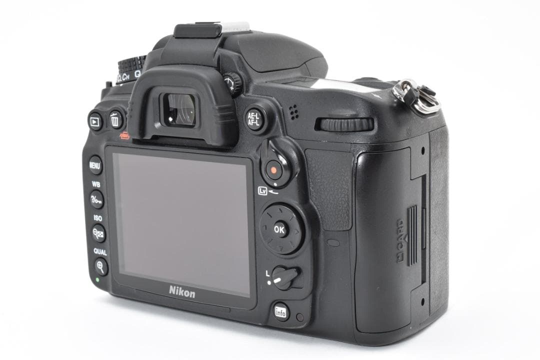 美品・ショット数5321回 ニコン Nikon D7000 ボディ 一部訳あり